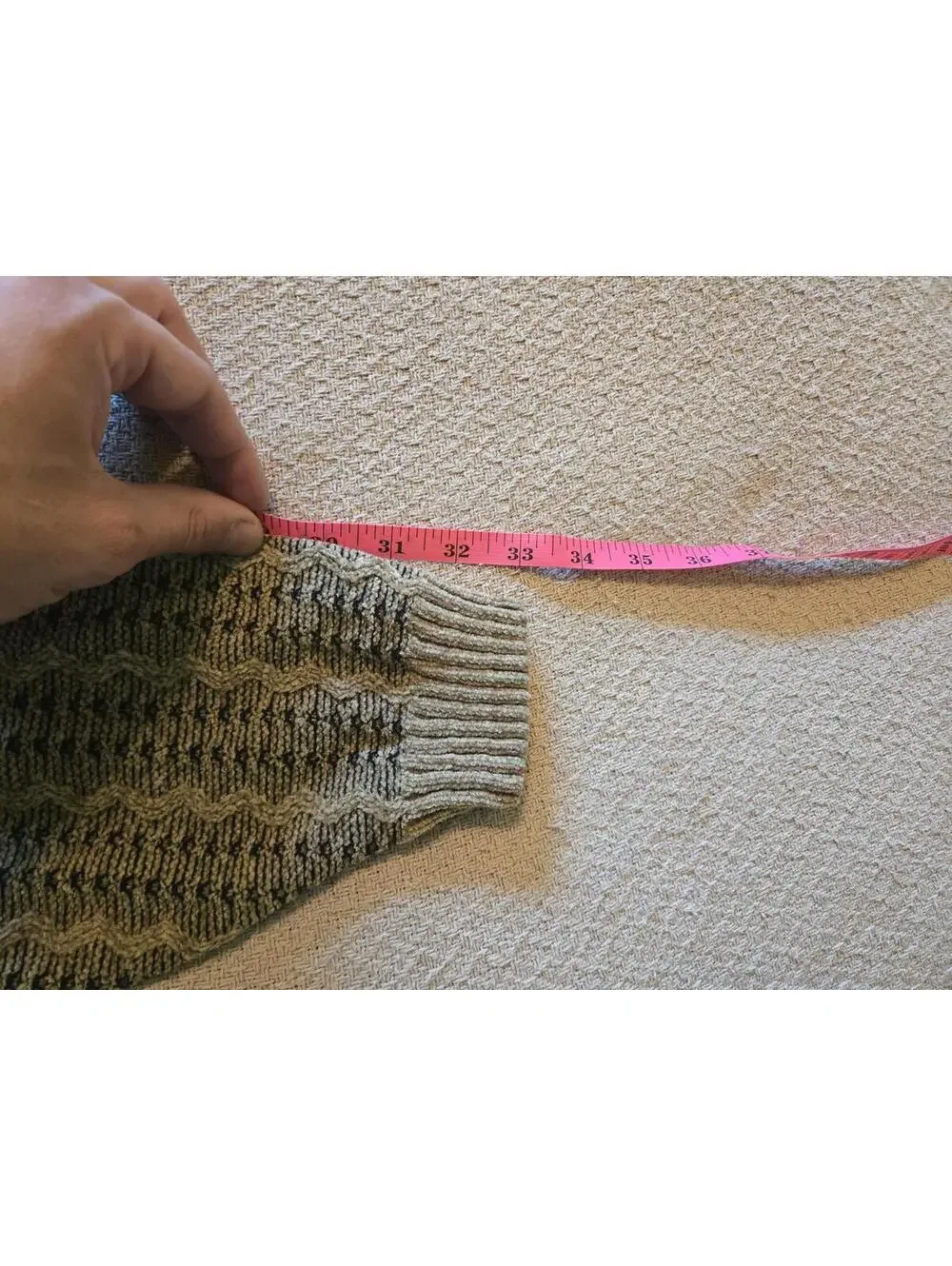 Tundra Sweater L | Textured Neutral Wave Knit - Picture 8 of 8